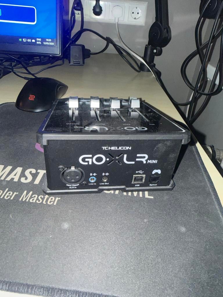 GoXLR Mini + kabels - Zo goed als nieuw, Ophalen of Verzenden, Zo goed als nieuw