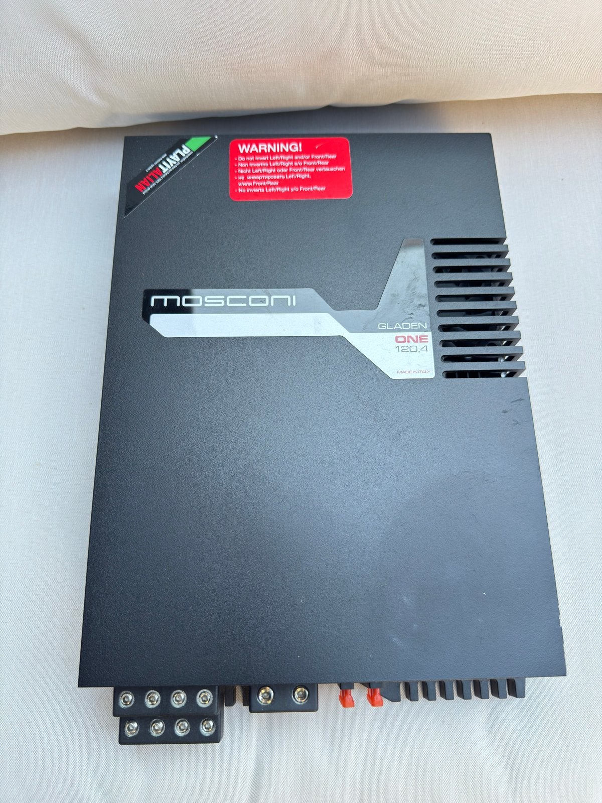 Mosconi Gladen One 120.4 Versterker z.g.a.n., Auto diversen, Ophalen of Verzenden, Zo goed als nieuw