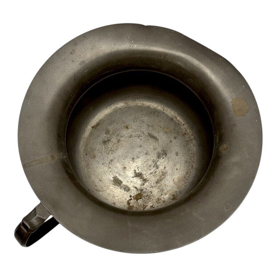 Antieke pispot, ‘HL’, Hendrik Lubach Leeuwarden (1804-1842), Antiek en Kunst, Antiek | Tin, Ophalen of Verzenden