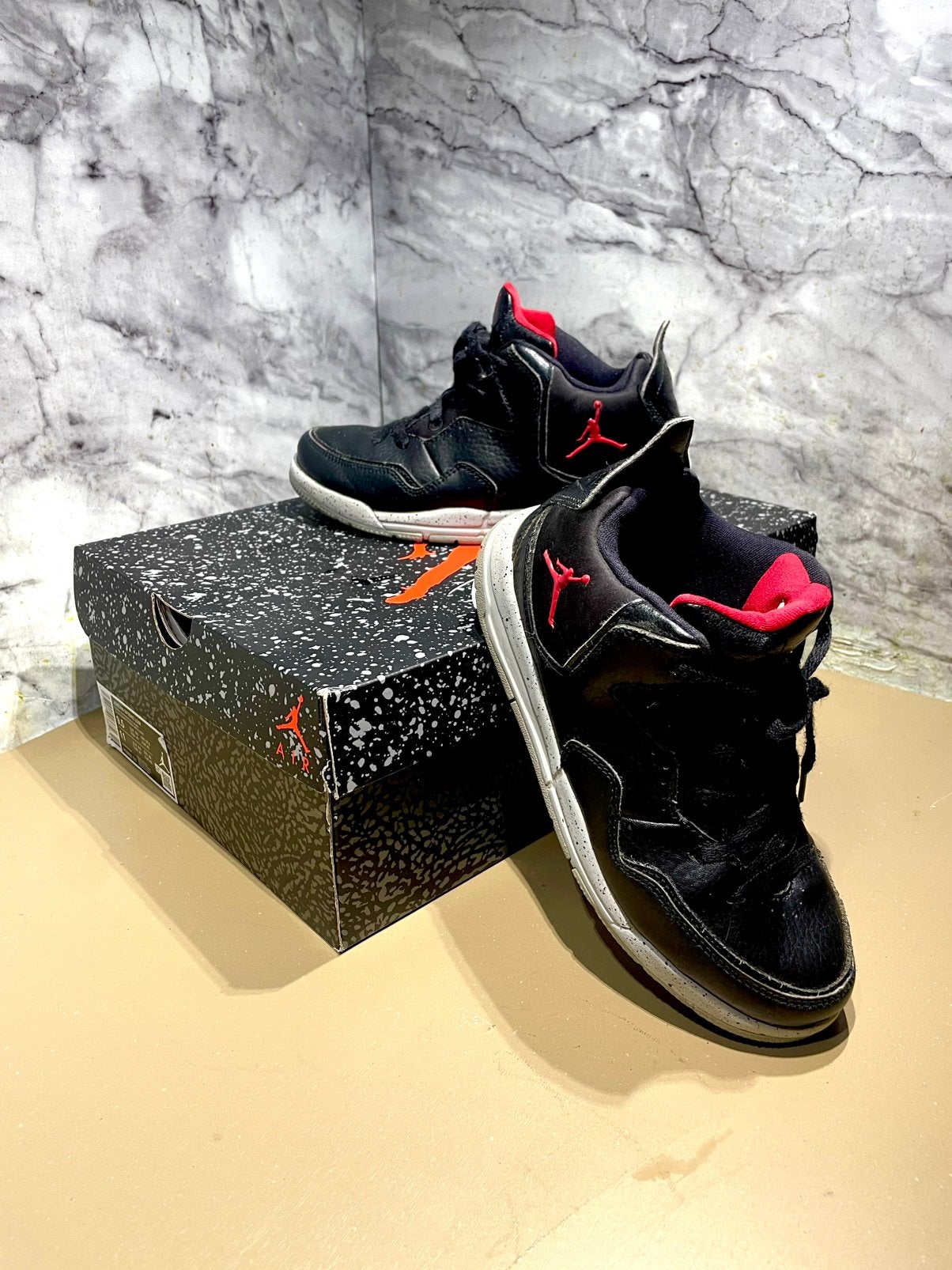 Nike Air Jordan Courtside 23 Sneakers 🇺🇸, Ophalen of Verzenden, Gebruikt, Jongen of Meisje, Schoenen