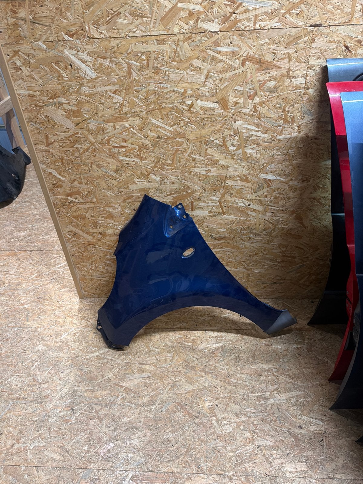 Spatbord links Citroën C1 / Peugeot 107 - Blauw, Ophalen, Gebruikt