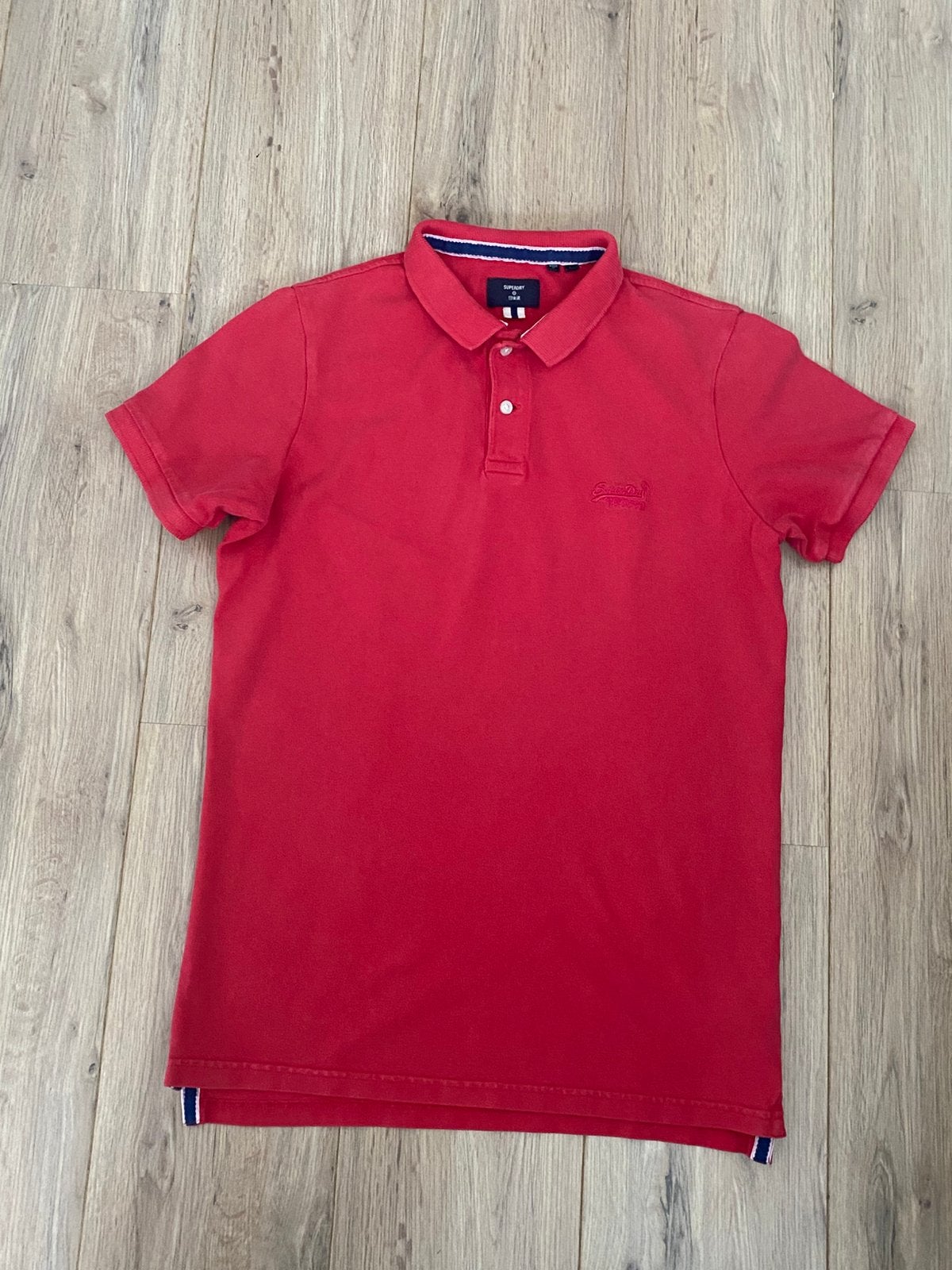 Polo superdry maat M, Ophalen of Verzenden, Zo goed als nieuw, Maat 48/50 (M), Rood