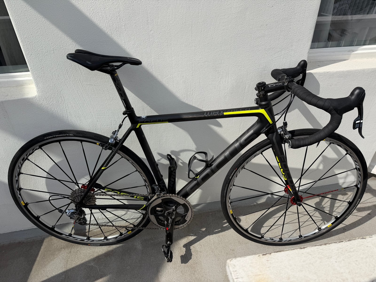 Focus Izalco Max 3.0 - Framemaat 52/S, 28 inch, Gebruikt, Carbon, 49 tot 53 cm