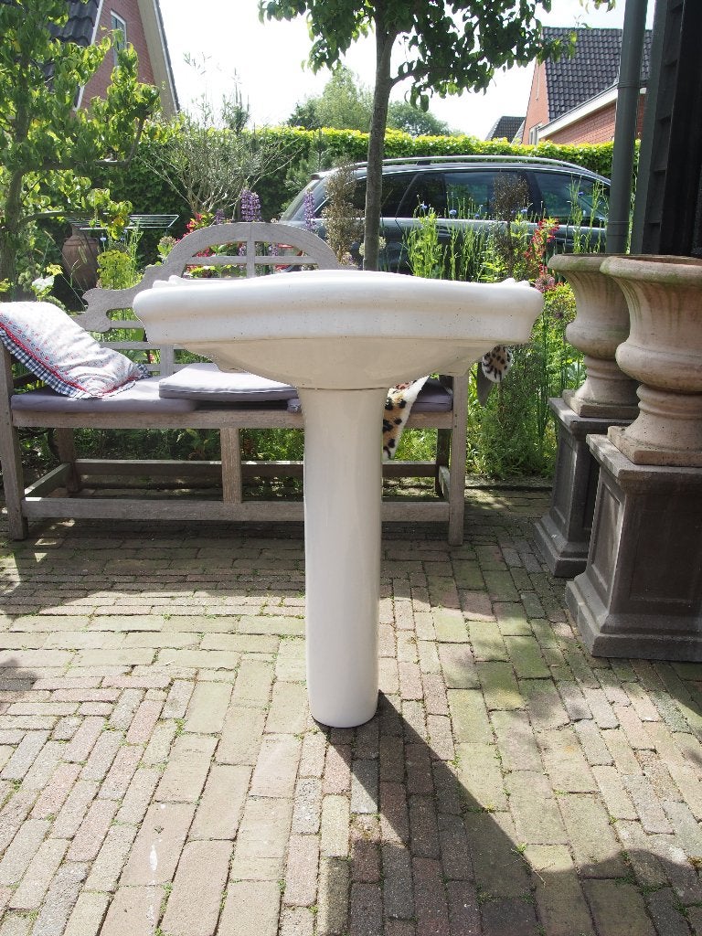 Oude wasbak op Standaard, Ophalen, Gebruikt, Wastafel