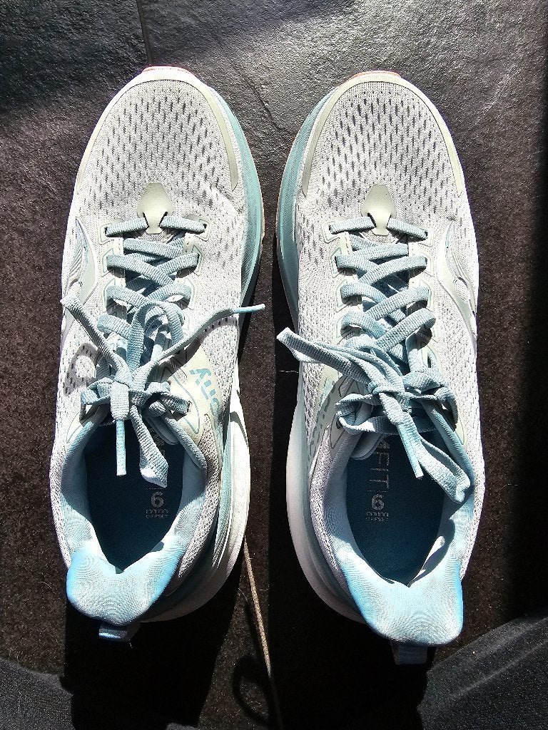 Saucony Guid 19 hardloopschoenen maat 41 – zo goed als nieuw, Sport en Fitness, Hardloopschoenen, Zo goed als nieuw, Hardlopen