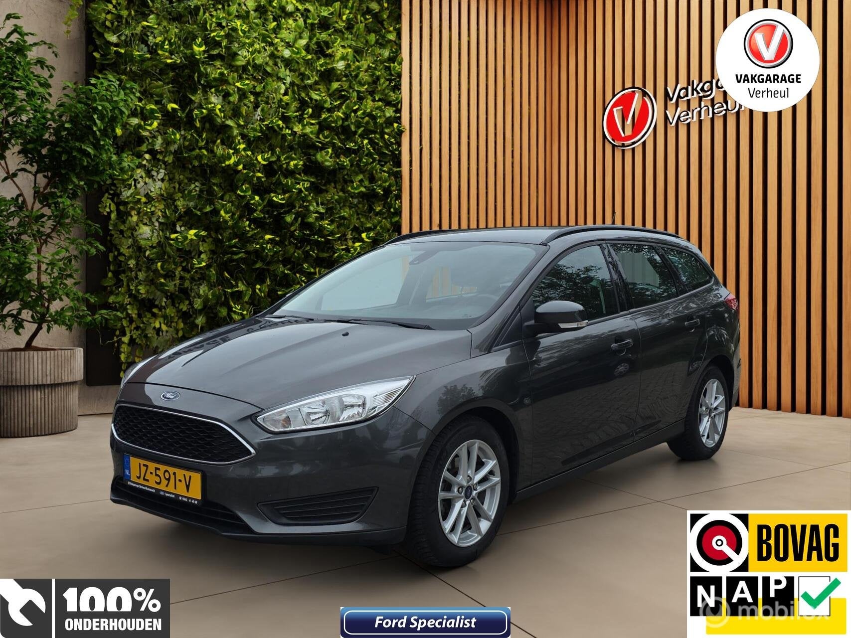 Ford Focus Wagon 1.0 Trend Edition Navi Cruise Airc, Dealer onderhouden, Gebruikt, Euro 6, Met garantie (alle)