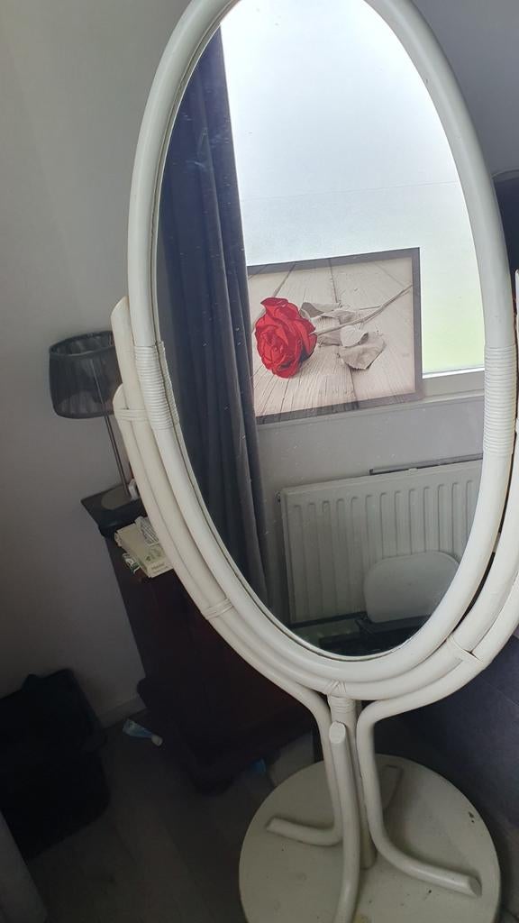 Brocante staande spiegel met voet, Huis en Inrichting, Woonaccessoires | Spiegels, Ophalen, Minder dan 50 cm, Zo goed als nieuw