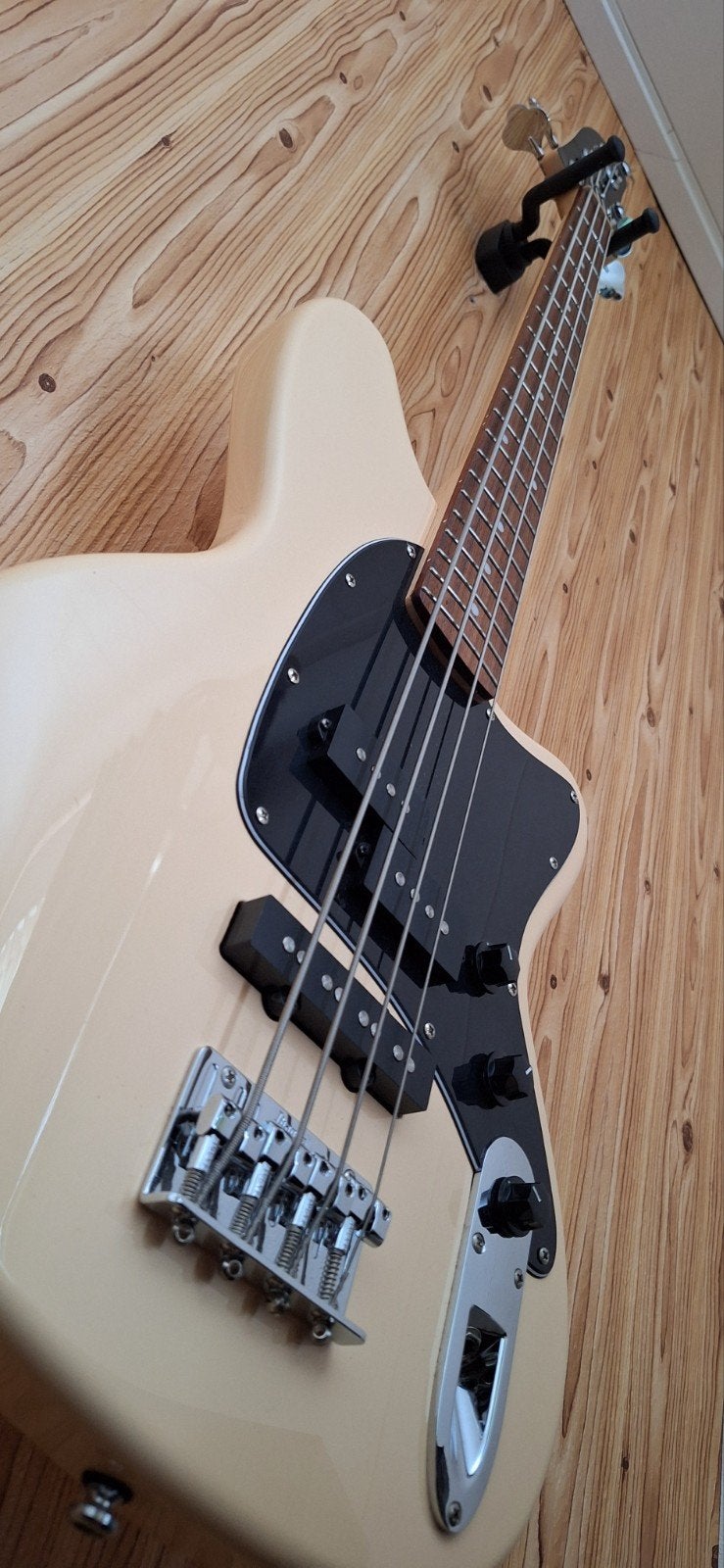 - Ibanez TMB30 shortscale bass met Crate versterker, Muziek en Instrumenten, Ophalen, Zo goed als nieuw