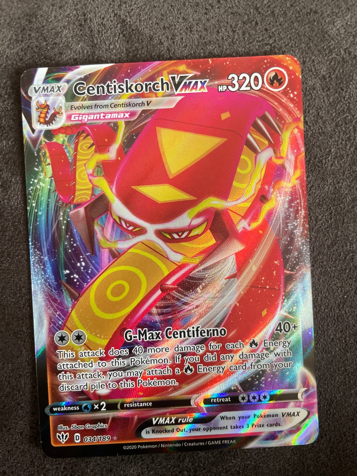 Centiskorch VMAX Pokémon kaart (Gigantamax), Ophalen of Verzenden, Zo goed als nieuw, Losse kaart
