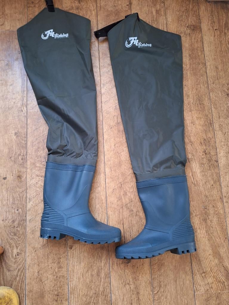 Te koop aangeboden  nieuwe lieslaarzen maat 45, Ophalen, Nieuw, Overige typen