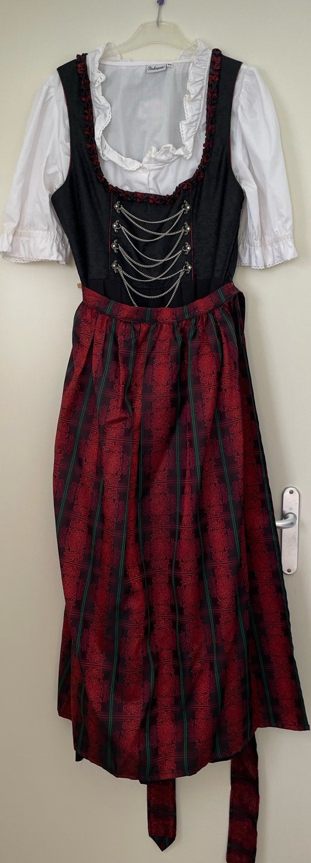 Dirndl maat 44 / 46 - Traditionele Beierse jurk, Overige typen, Zwart, Maat 46/48 (XL) of groter, Ophalen of Verzenden