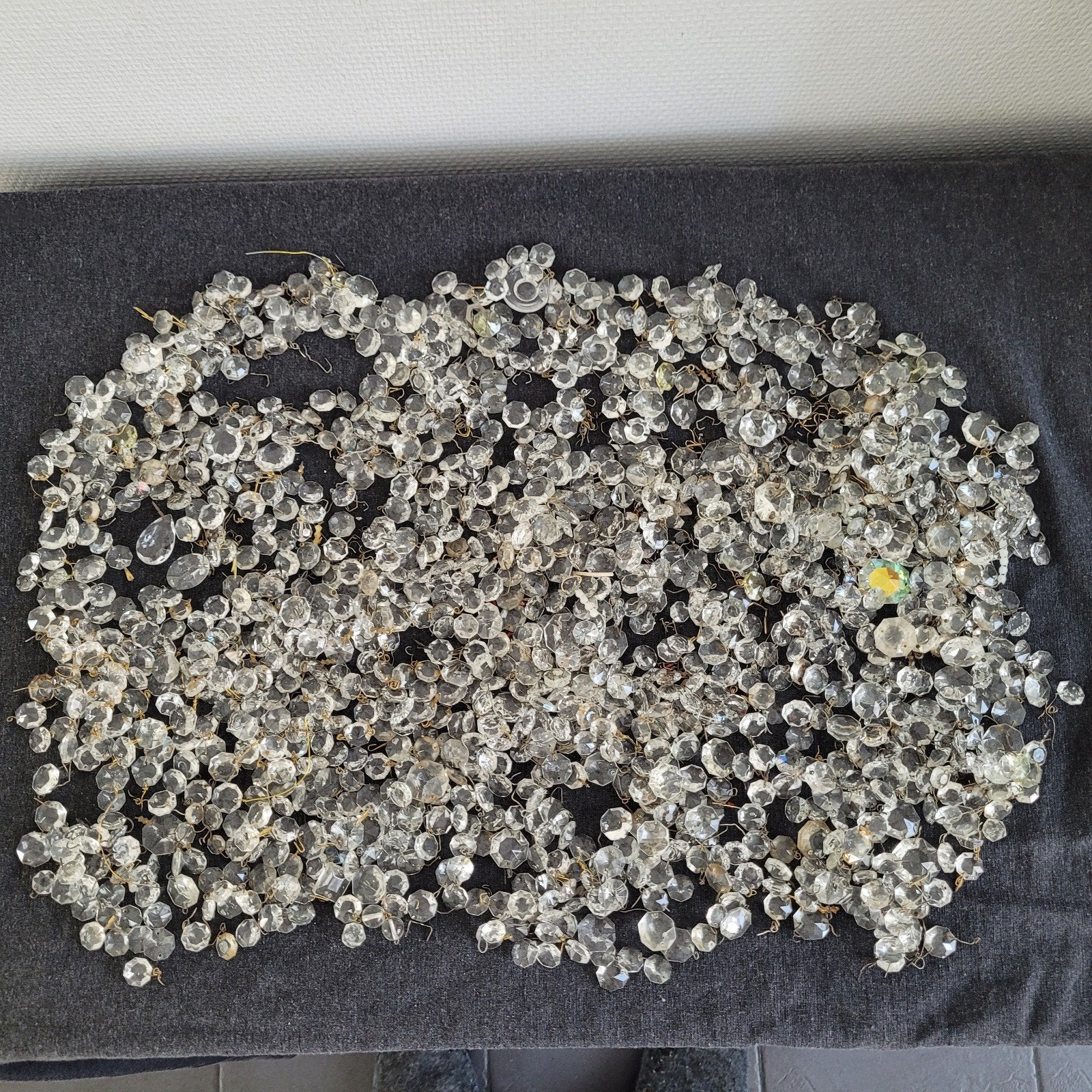partij verzameling pegels diamant onderdelen kroonluchter, Ophalen of Verzenden, Gebruikt, Glas
