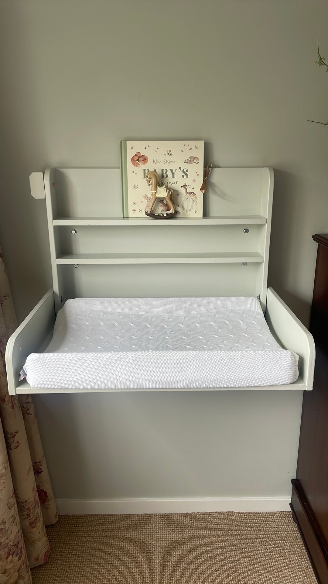 Hangende inklapbare commode / bureau, Ophalen, 50 tot 70 cm, 90 tot 105 cm, 100 cm of meer