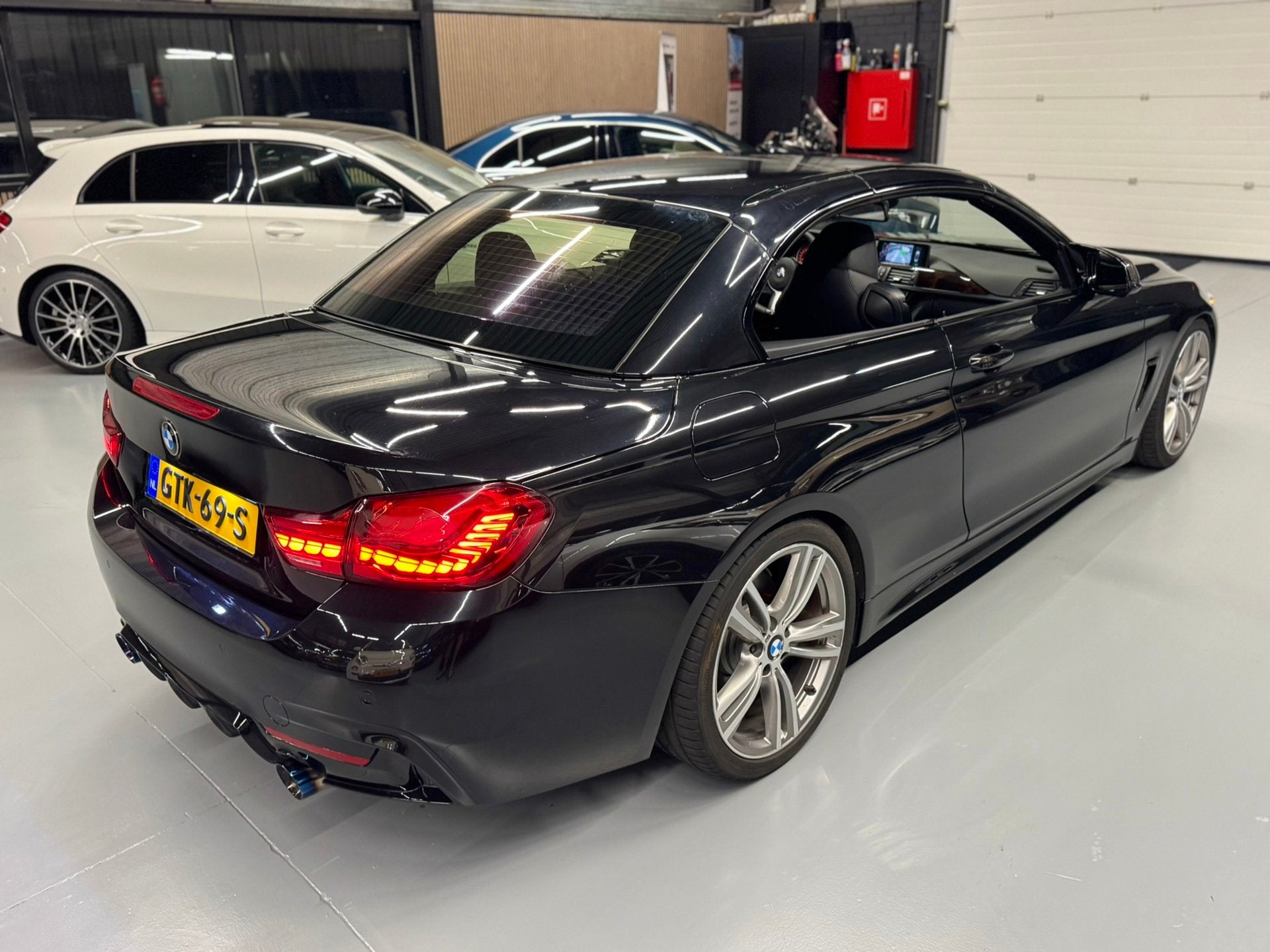 Foto 16 van BMW 4-serie Cabrio 435i M Sport 19''/HUD/NEKVERWARMING