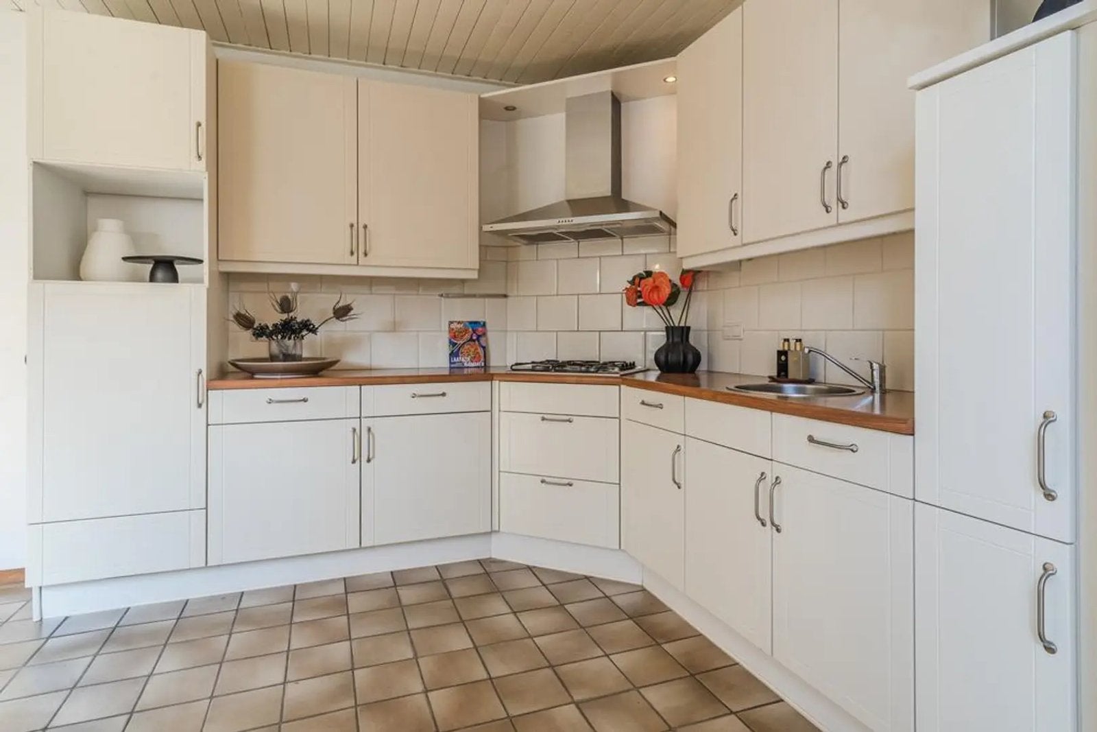 Complete keuken inclusief apparatuur - zelf demonteren, Ophalen, Zo goed als nieuw, Kunststof, Hoekkeuken