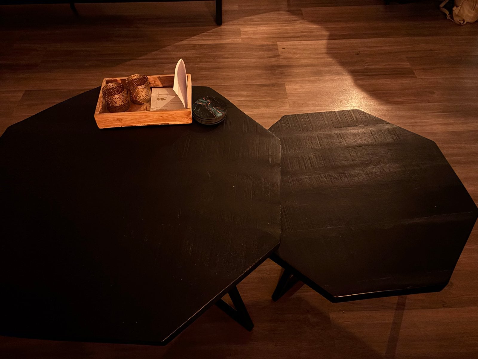 Set van 2 zwarte achthoekige salontafels met metalen onderst, Ophalen, Minder dan 45 cm, Gebruikt, Metaal of Aluminium