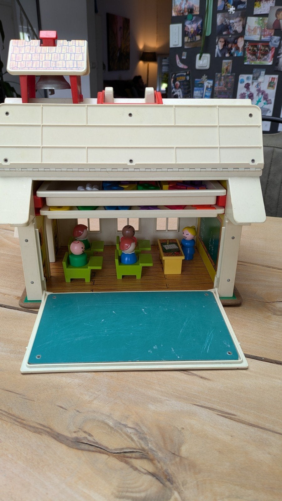 Fisher-Price Schoolhuis met extra's en poppetjes, Kinderen en Baby's, Ophalen, Gebruikt, Speelset