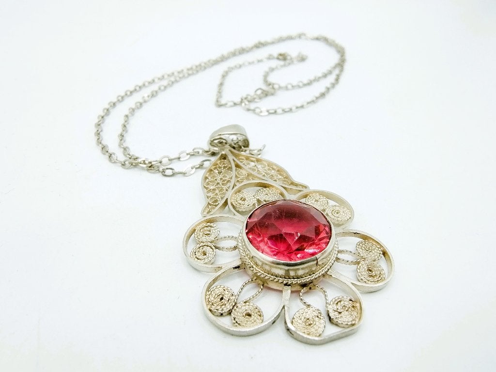 Zilveren ketting met filigrein hanger met roze steen, 835, Info@zilverwebsite.nl, Verzenden, Zo goed als nieuw, Zilverwebsite.nl
