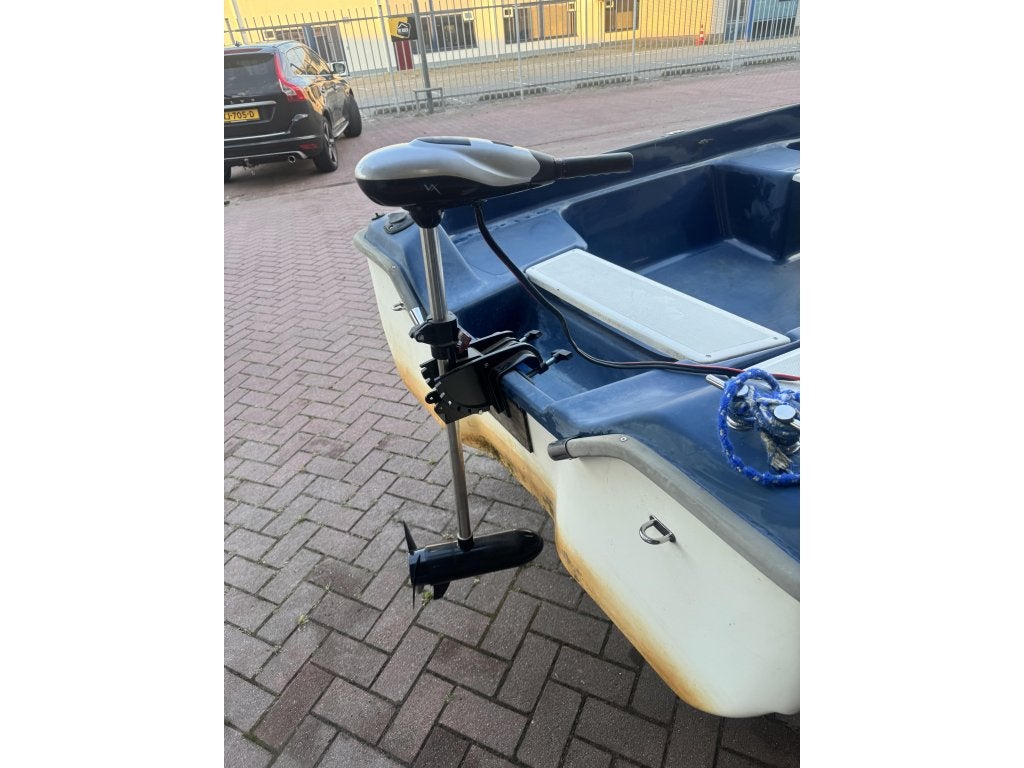 Rhino vx-65 fluistermotor met accu en lader, Niet ingevuld, Overige merken, Gebruikt, 4 m