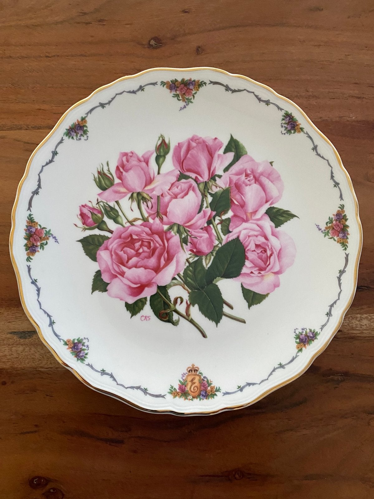 Royal Albert sierborden The Queen Mother’s Favourite Roses, Antiek en Kunst, Ophalen of Verzenden