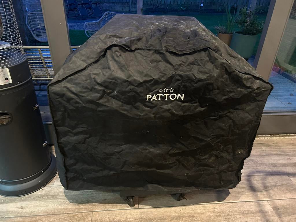 Patton BBQ met beschermhoes ., Ophalen, Gebruikt