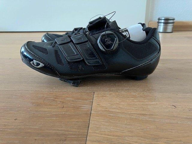 Giro wielrenschoenen dames maat 37,5 met BOA-sluiting, Giro, Schoenen, Overige maten, Ophalen of Verzenden