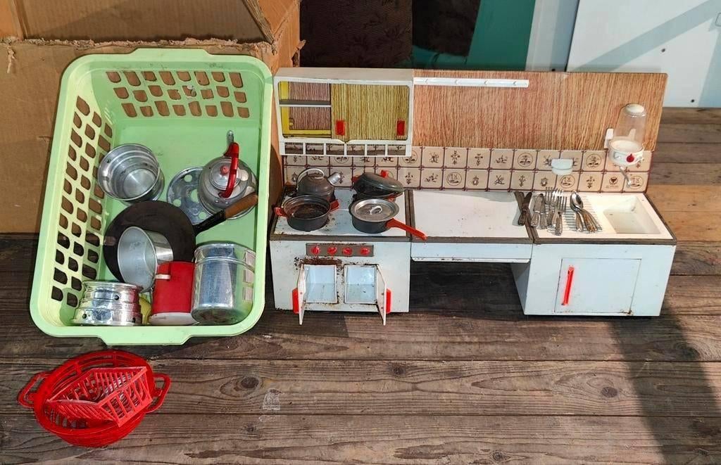 Vintage Metalen Speelkeuken met Accessoires, Ophalen, Overige materialen, Gebruikt, Onbekend