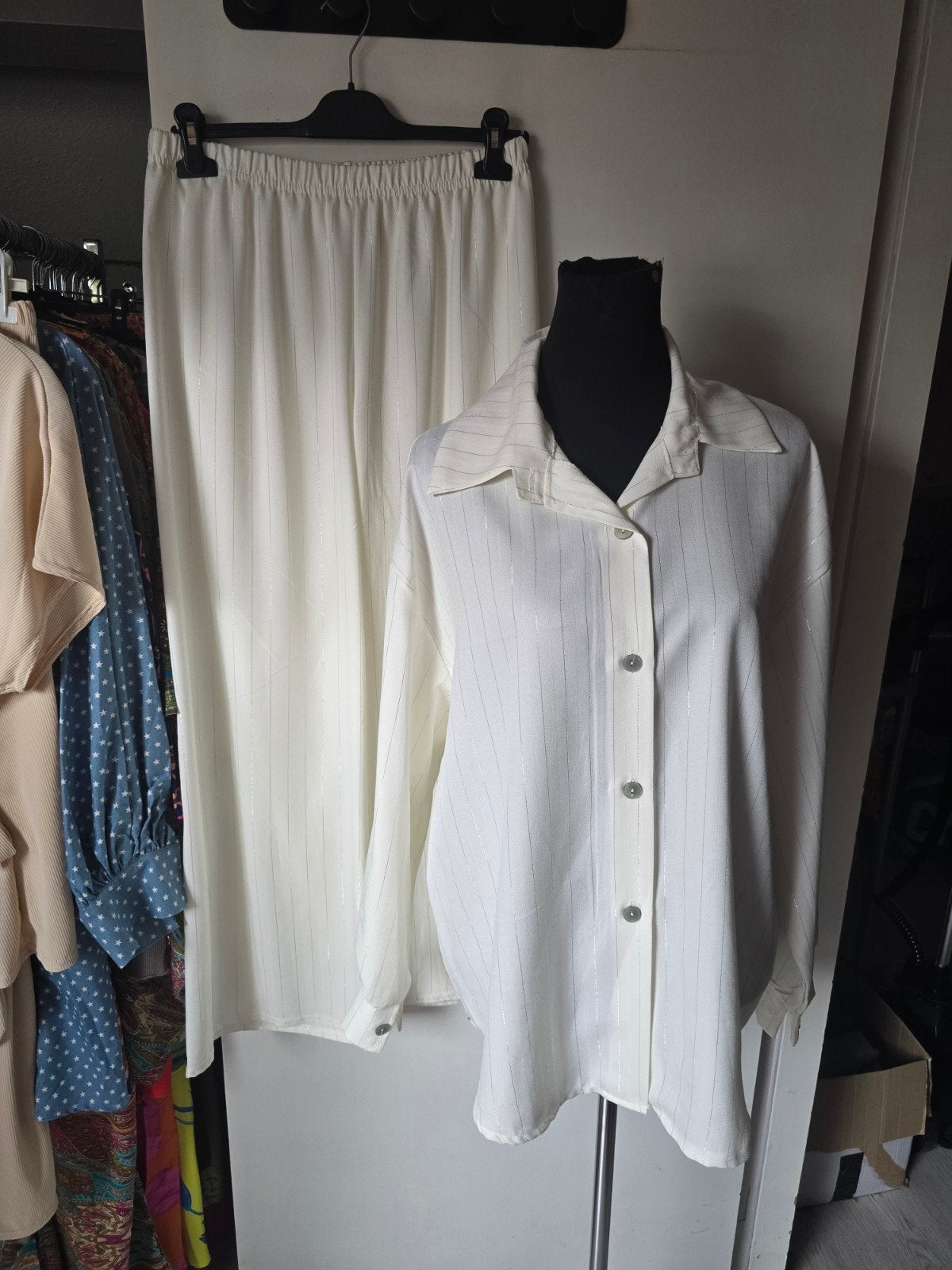 dames broekpak set nieuw, Ophalen of Verzenden, Nieuw, Maat 42/44 (L), Wit