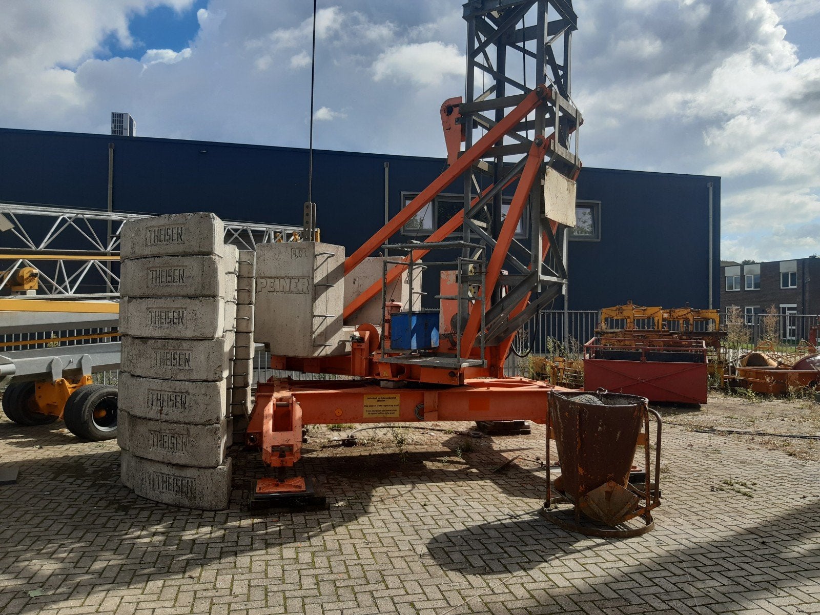 Peiner Bouwkraan SMK202 - 25m giek, 2200kg max last, Zakelijke goederen, Machines en Bouw | Kranen en Graafmachines, Ophalen of Verzenden
