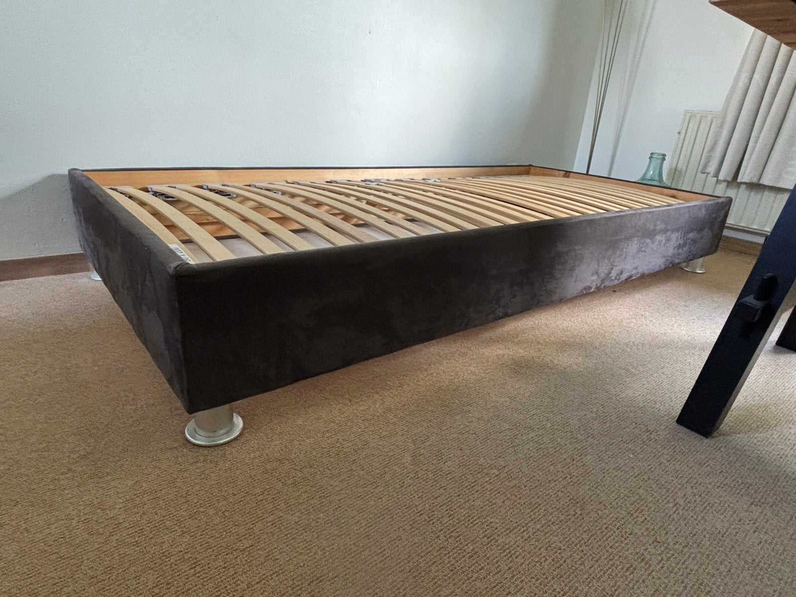 Stevig eenpersoonsbed 90x200 met lattenbodem en matras, Ophalen, Gebruikt, 90 cm, Eenpersoons
