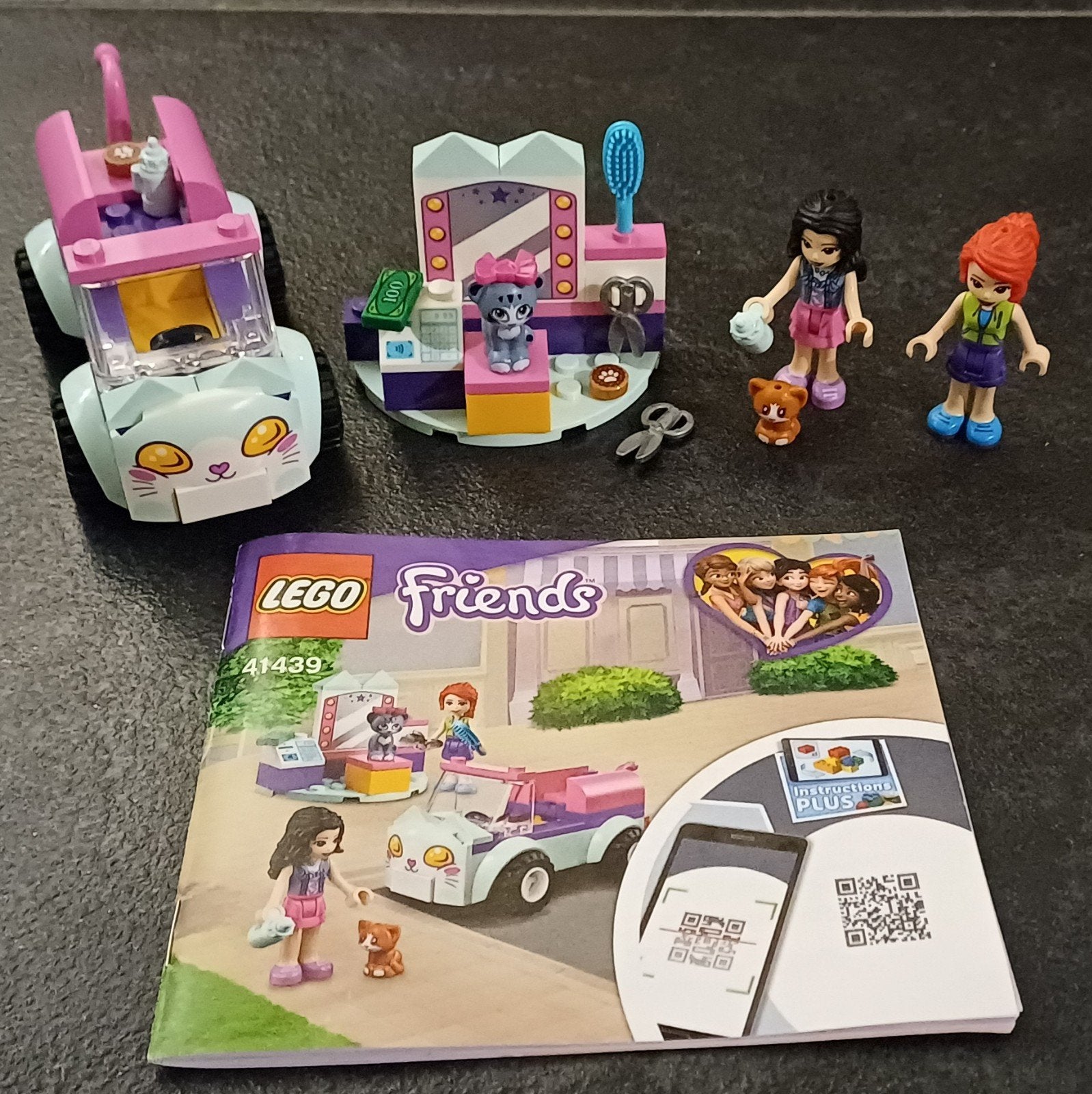 Lego friends sets / lego barbie / lego doos, Ophalen, Zo goed als nieuw