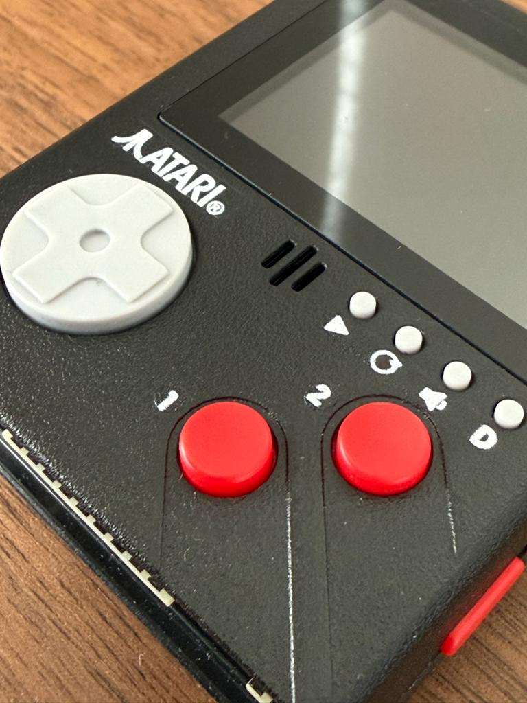 Atari Mini Arcade Console - Draagbaar Retro Gaming Plezier, Ophalen of Verzenden, Zo goed als nieuw, Switch
