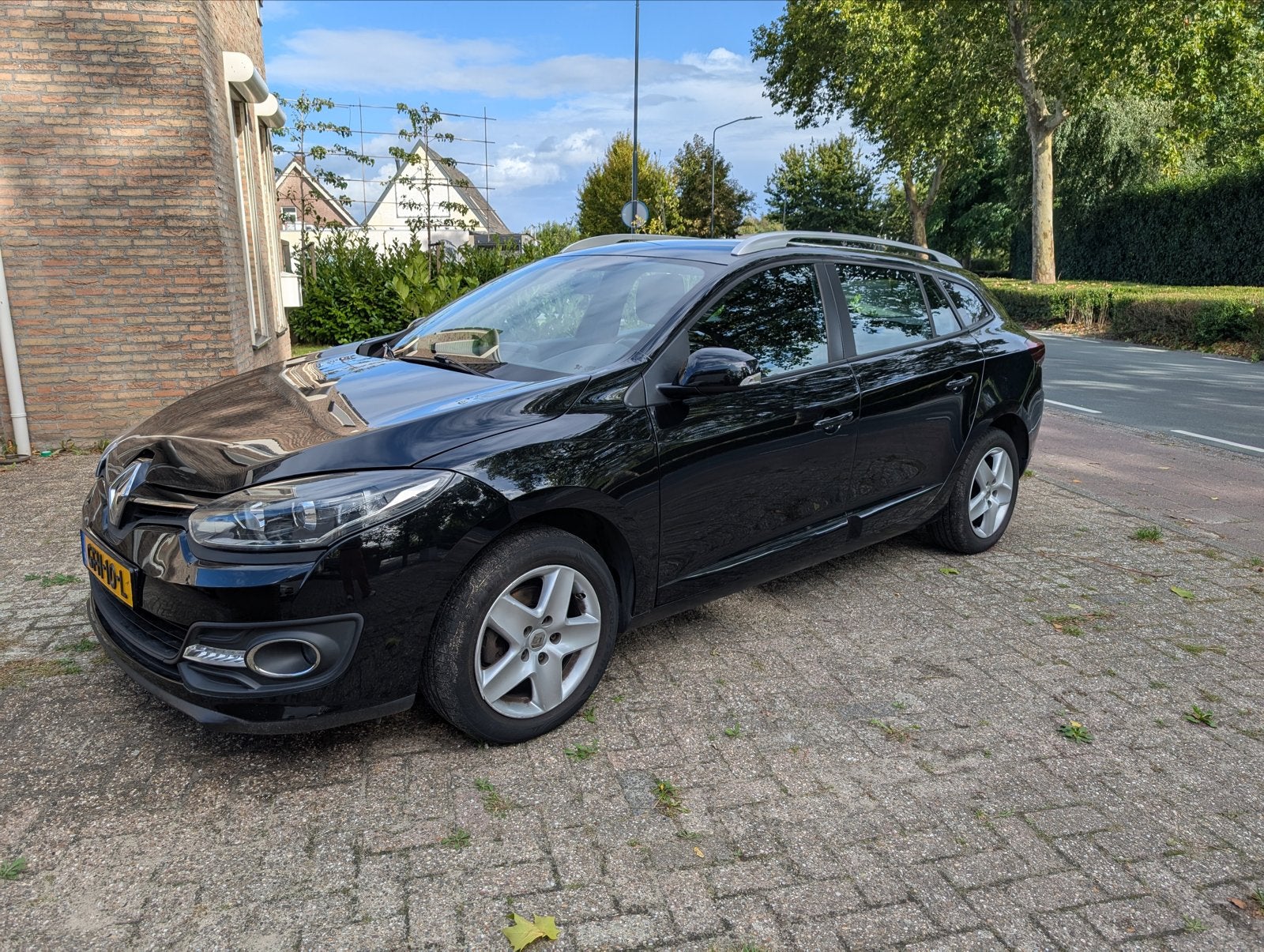Foto 3 van Renault Mégane 1.2 TCE 85KW Energy Estate 2016 met trekhaak