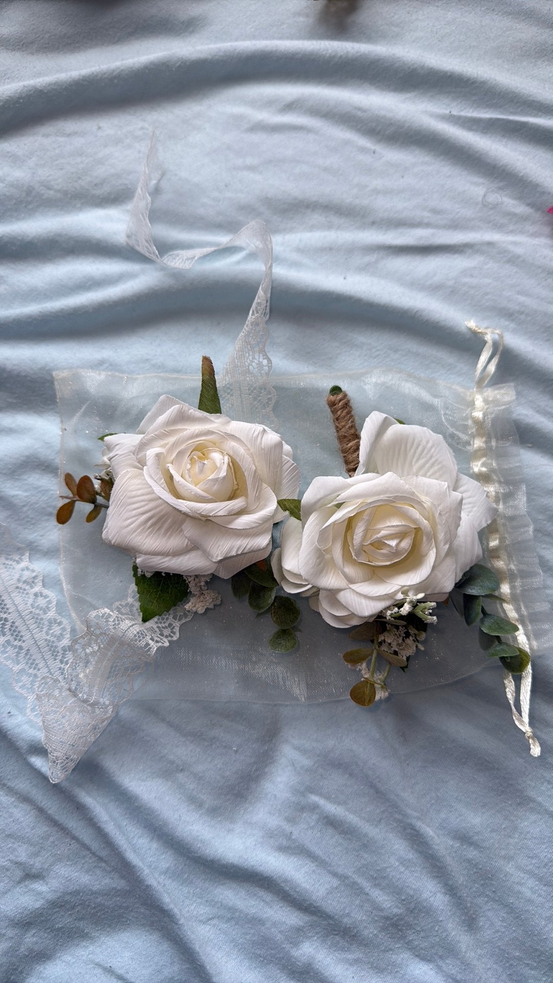 Bruid en bruidegom bloemen corsage, Ophalen of Verzenden, Nieuw, Wit, Accessoires