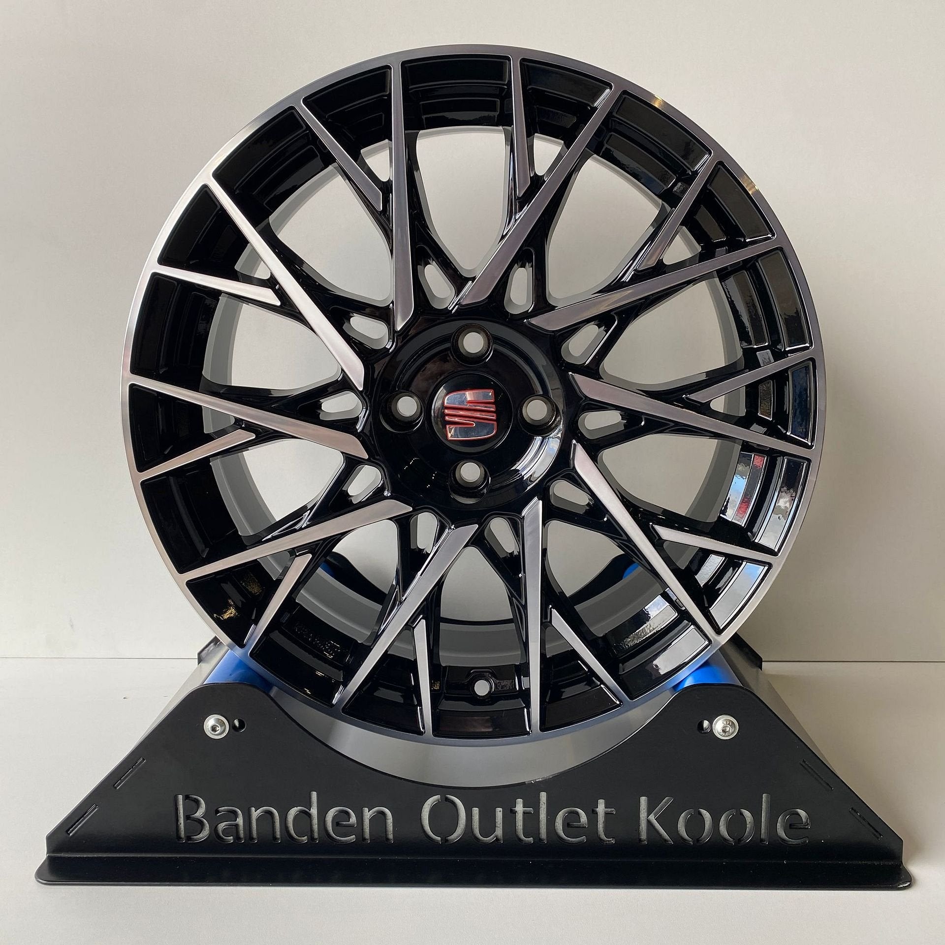Seat Ibiza Toledo Citigo Fiat Punto Grand Punto Evo 4x100 18, 18 inch, Velg(en), -, -
