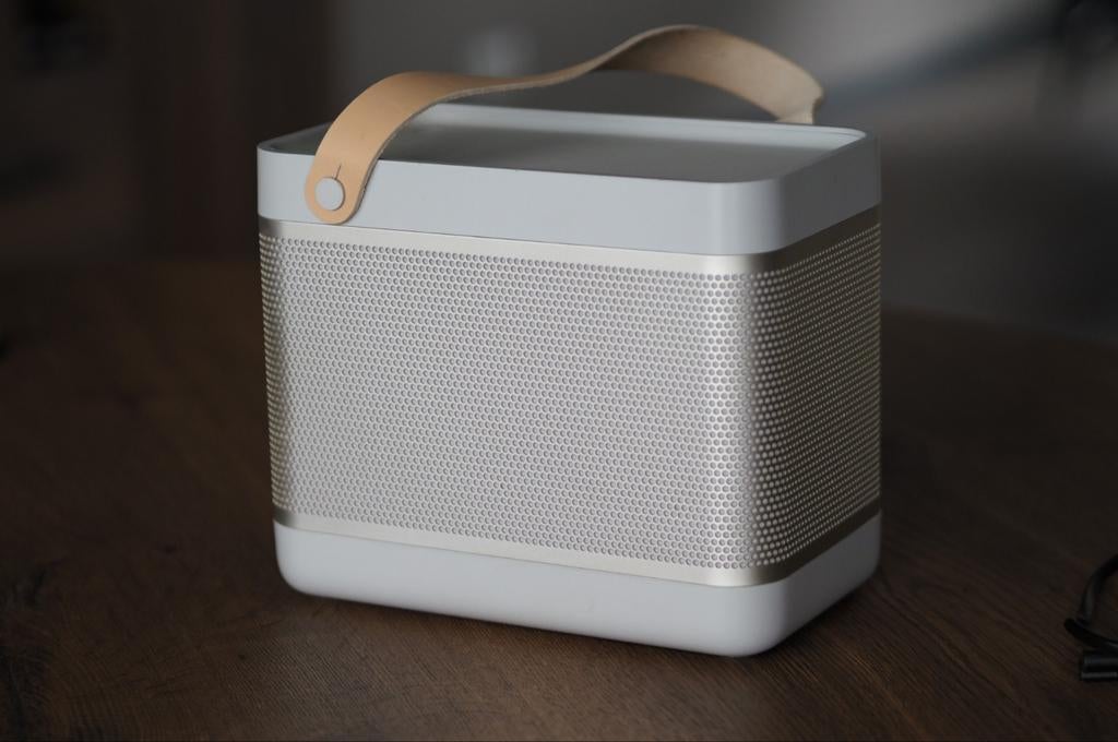 Bang en & Olufsen Beolit 15 Speaker in mooie staat, Overige merken, Overige typen, Ophalen of Verzenden, Zo goed als nieuw