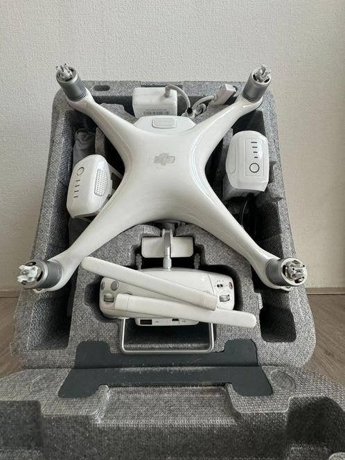 DJI Phantom 4 met 3 accu's!, 250 tot 900 gram, Cameradrone, Return to Home, Zo goed als nieuw