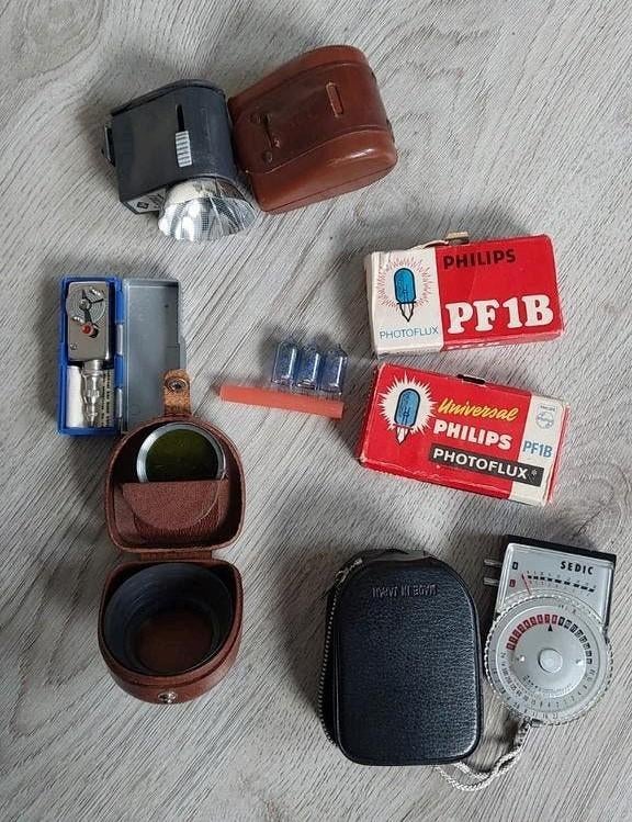 Vintage camera accessoires: flitser, lichtmeter, filters, Ophalen of Verzenden, Gebruikt, Overige merken