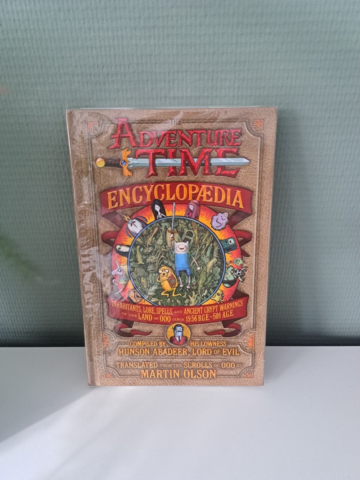 Boek Adventure Time Encyclopaedia, Ophalen of Verzenden, Nieuw
