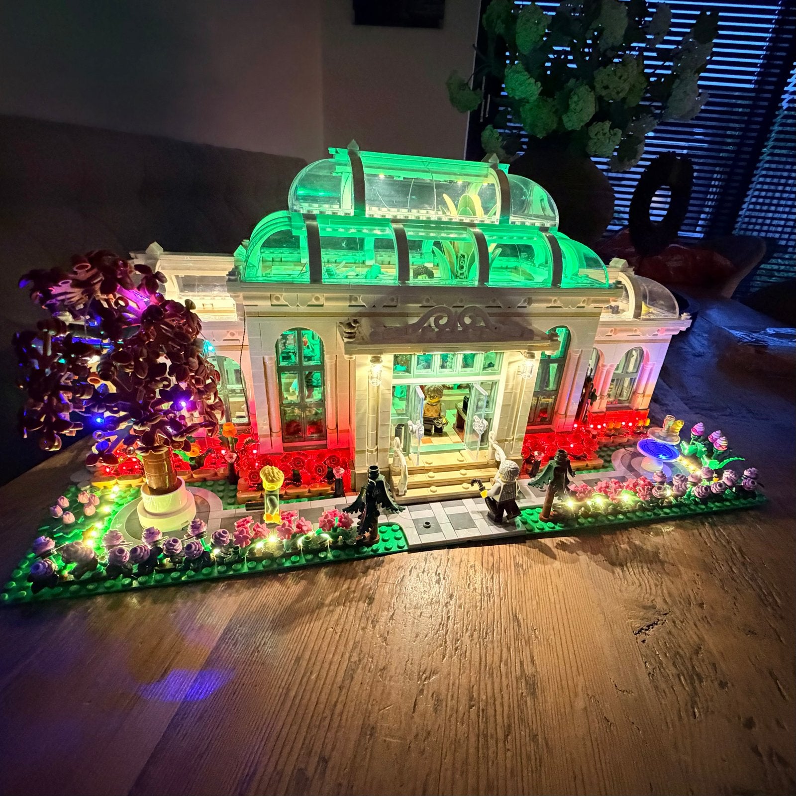 LEGO 21353 Botanische Tuin met verlichting, Ophalen of Verzenden, Zo goed als nieuw