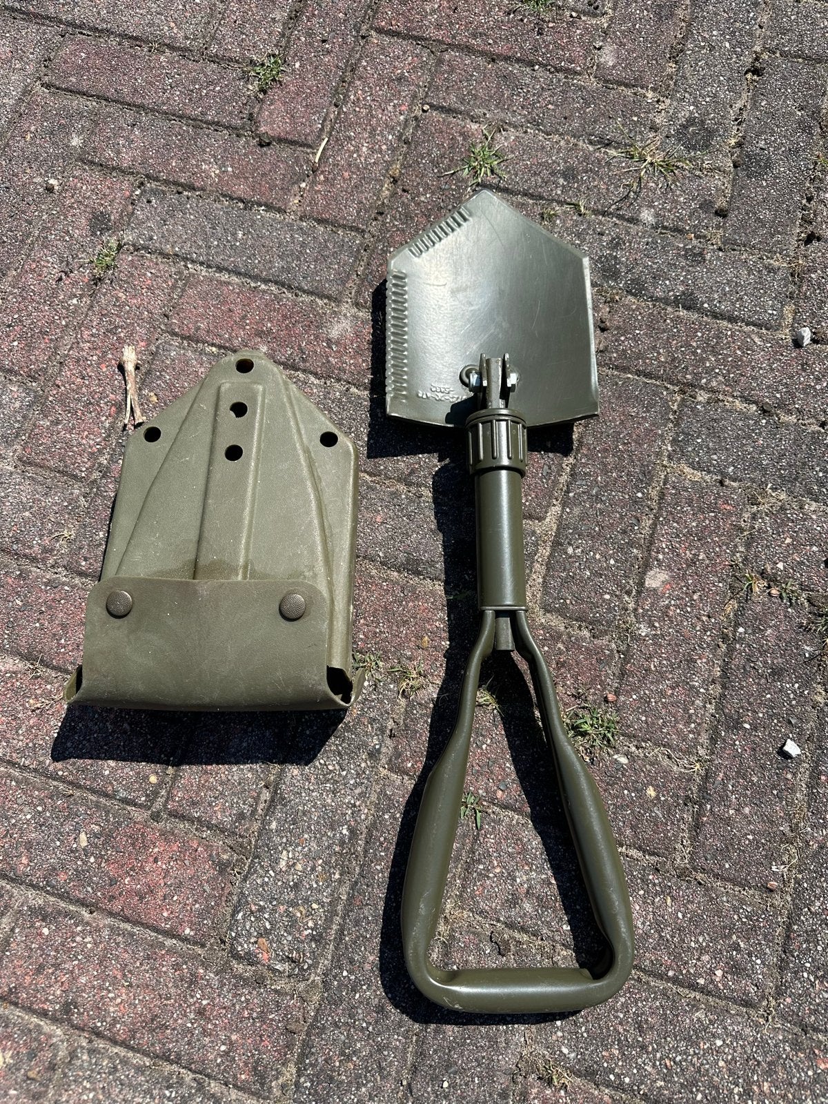 Pioniersschop - Opvouwbare Legerschop met Hoes, Tuin en Terras, Ophalen of Verzenden, Gebruikt, Schop