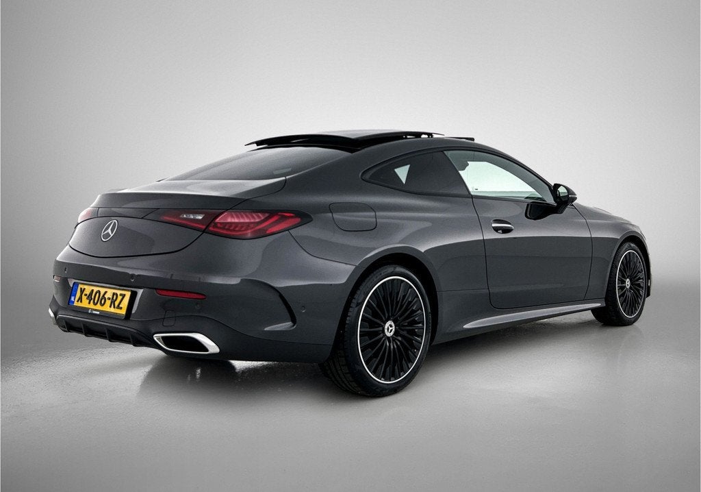 Mercedes-Benz CLE Coupé 200 AMG Nightpakket | Panoramadak |, Auto's, Mercedes-Benz, Automaat, 12 maanden, 4 cilinders, 4 stoelen