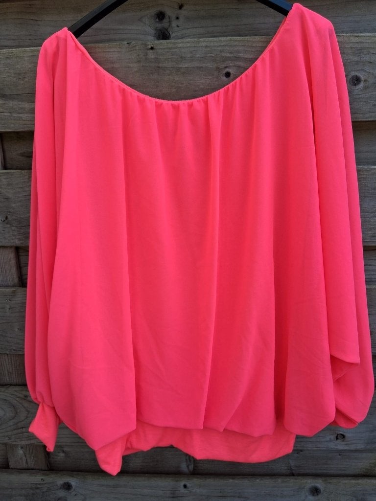 Luchtige damesblouses met vleermuismouwen, Kleding | Dames, Grote Maten, Blouse of Tuniek, Nieuw, Ophalen of Verzenden, Nvt