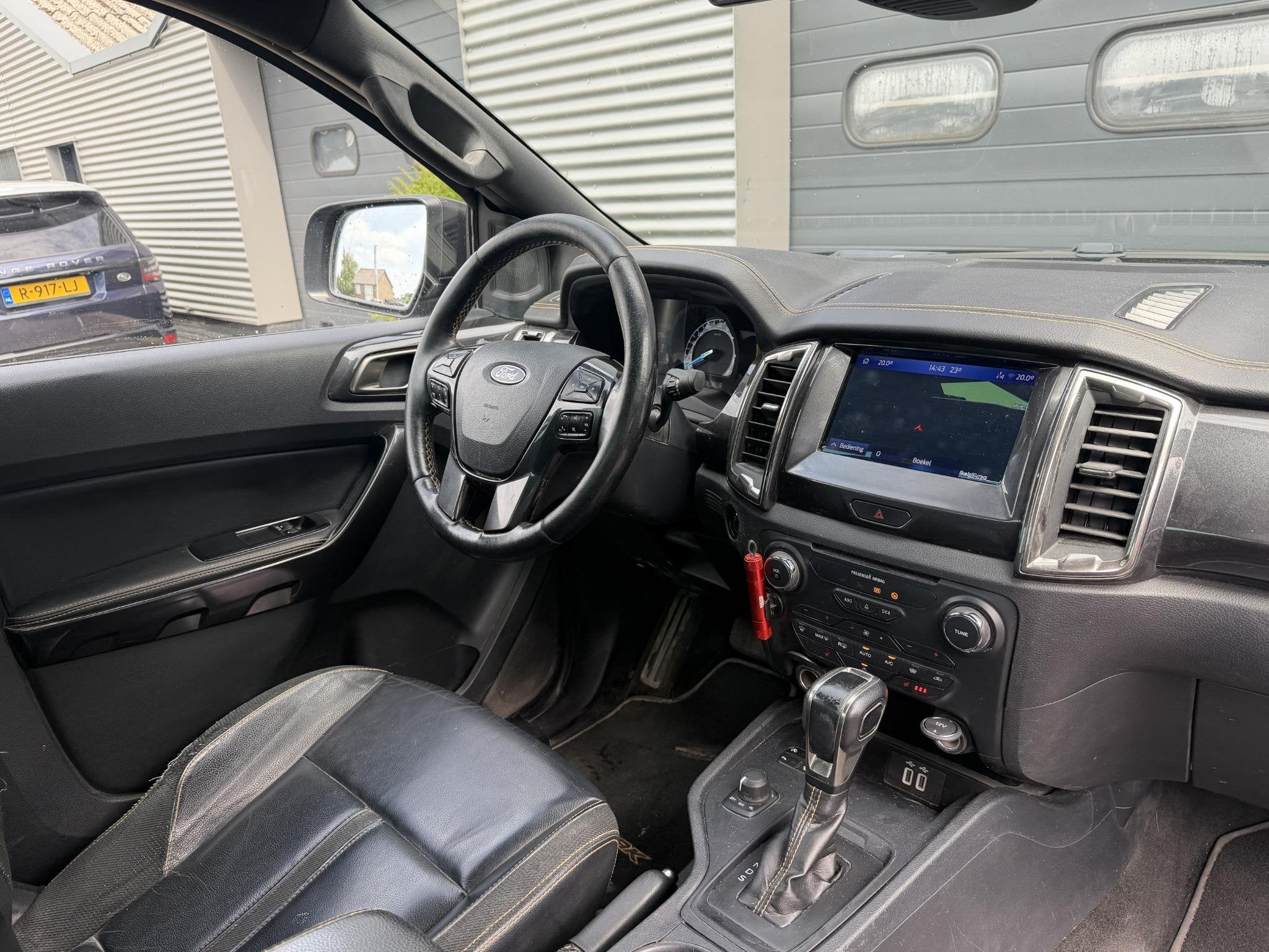 Ford Ranger 2.0 EcoBlue Wildtrak Supercab | Trekhaak | Camer, Auto's, Ford, 4 cilinders, Leder en Stof, Zwart, Origineel Nederlands