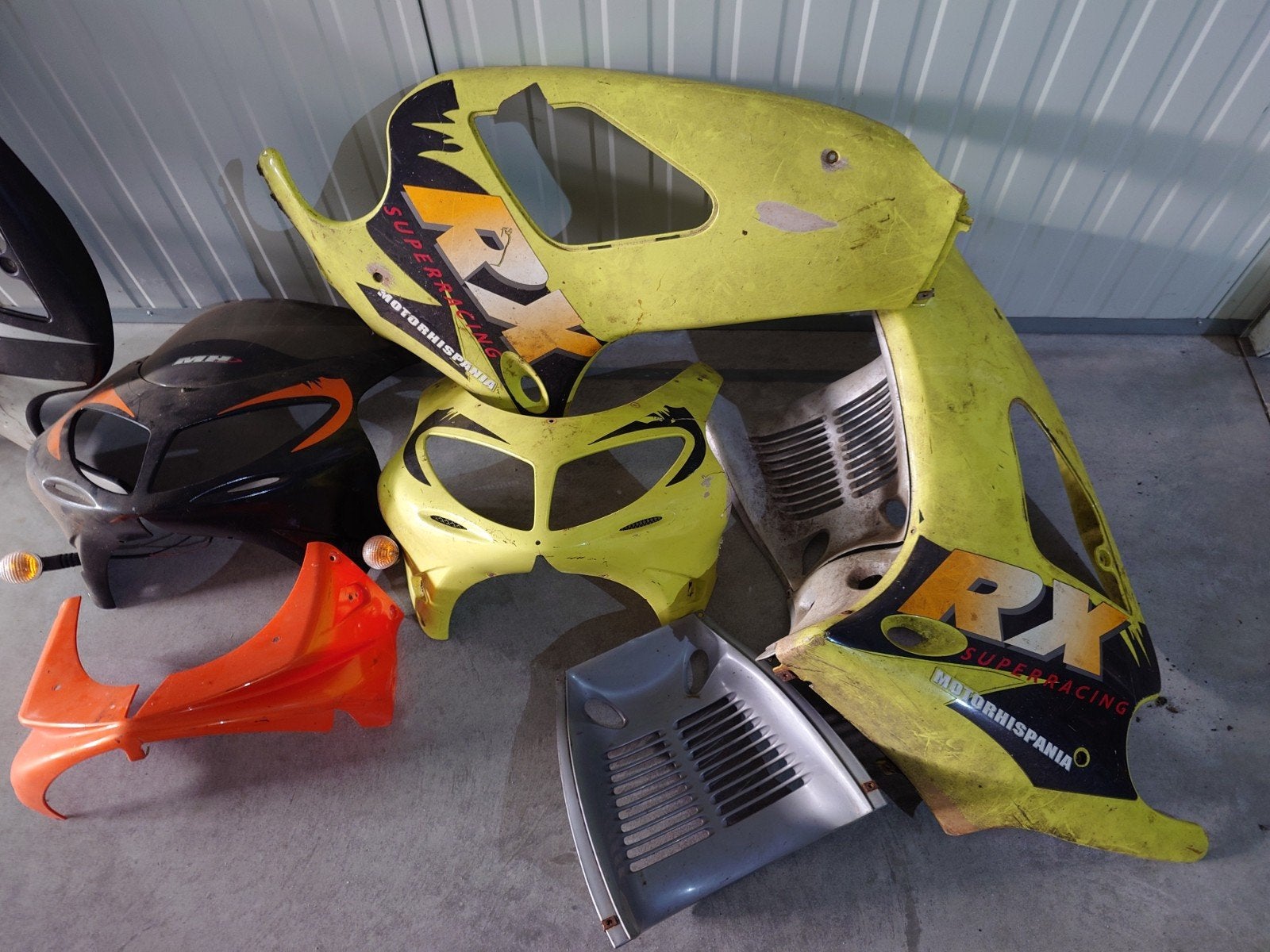 Motorhispania RX kappen set - diverse kleuren, Fietsen en Brommers, Ophalen of Verzenden, Gebruikt, Kap, Motorhispania