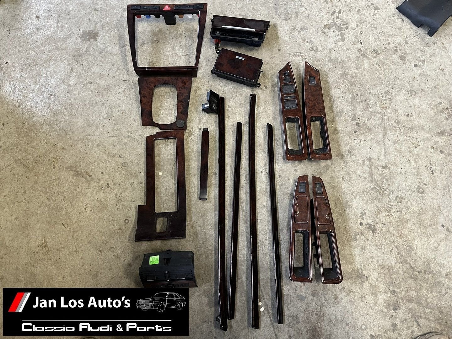 Interieurlijsten set Audi A8 D2 notenbomen hout, Gebruikt, -, -, -