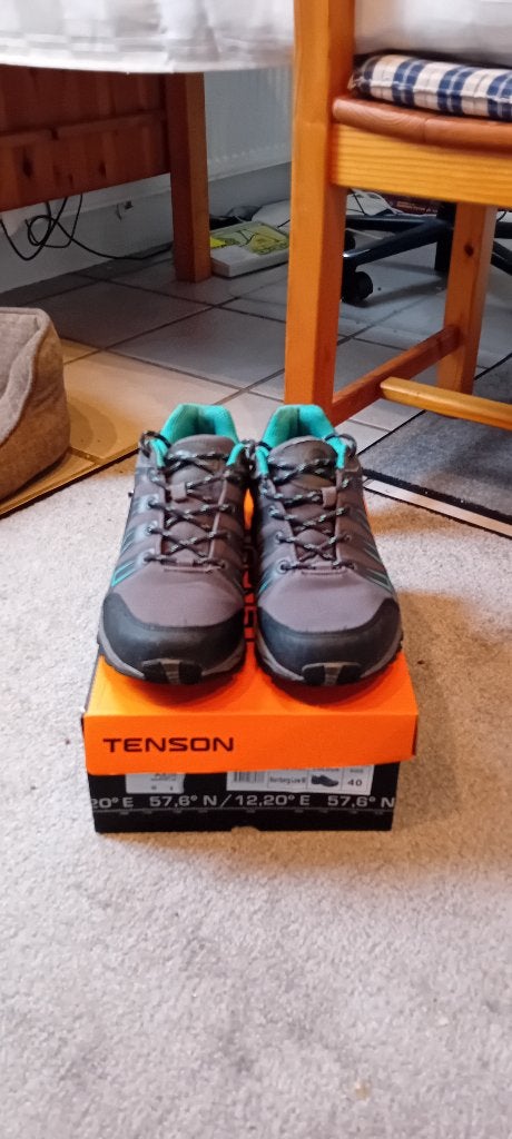 Mooie Tenson wandelschoenen maat 40!, Tenson, Zo goed als nieuw, Grijs, Wandelschoenen