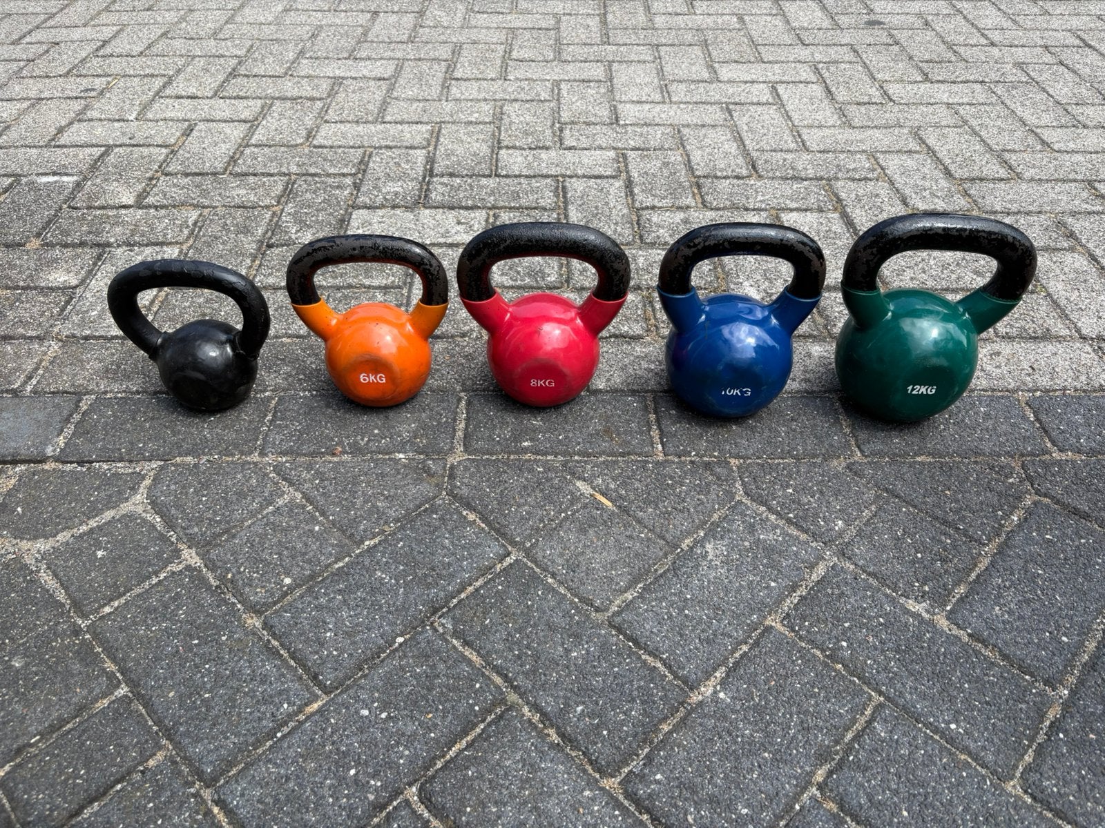 Kettlebells 4-12 kg kettlebell gewichten, Sport en Fitness, Fitnessmaterialen, Gebruikt, Gewichten, Kettlebells, Kettlebell
