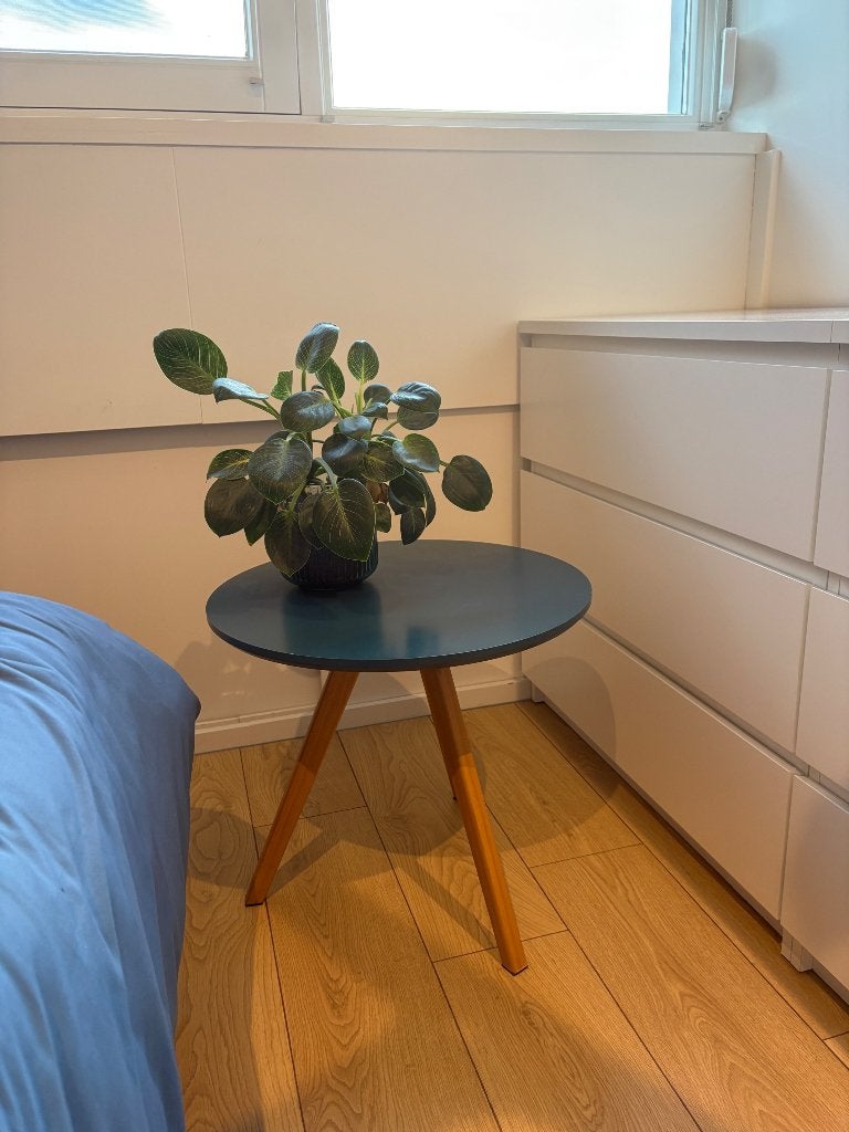 Bijzettafel of plantentafel blauw, Minder dan 55 cm, Gebruikt, Rond, Ophalen