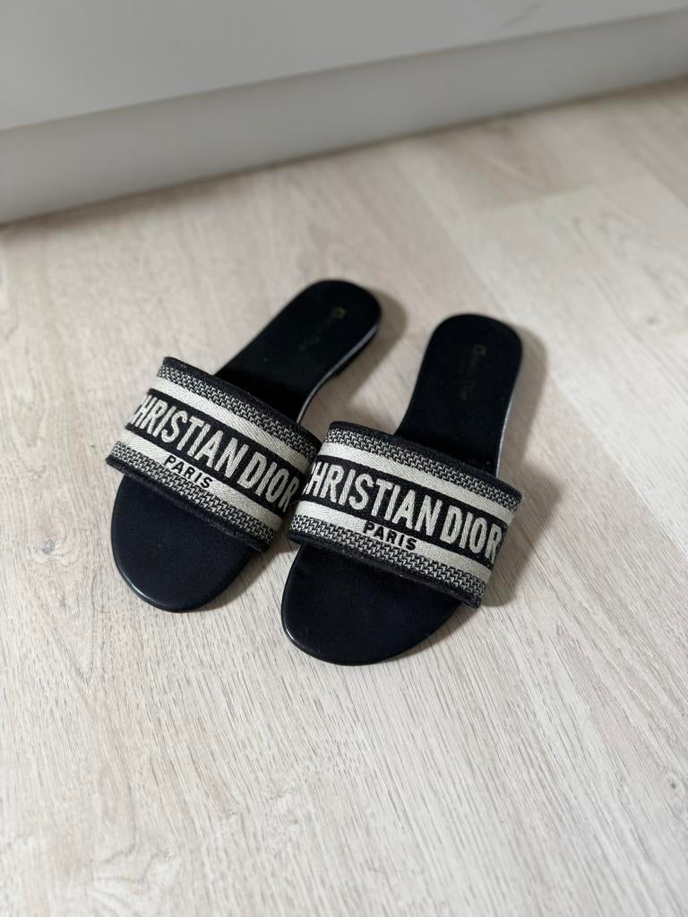 Dior slippers - Maat 37, Ophalen of Verzenden, Zo goed als nieuw